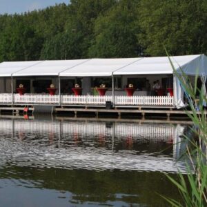 Paviljoen aluhal tent 10x15m (5x Boograam, 5x dichte zijwand)