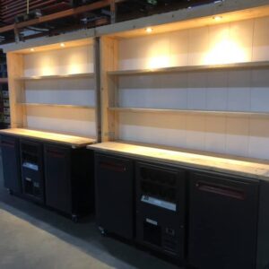 Achterwand steiger incl. verlichting, 2 deurs koelkast/koeling met flessennest op trolley